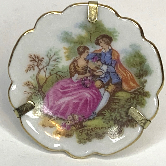 Vintage Limoges Fragonard Courting Couple Miniature Plate Stand Gold Pink - Picture 2 of 9